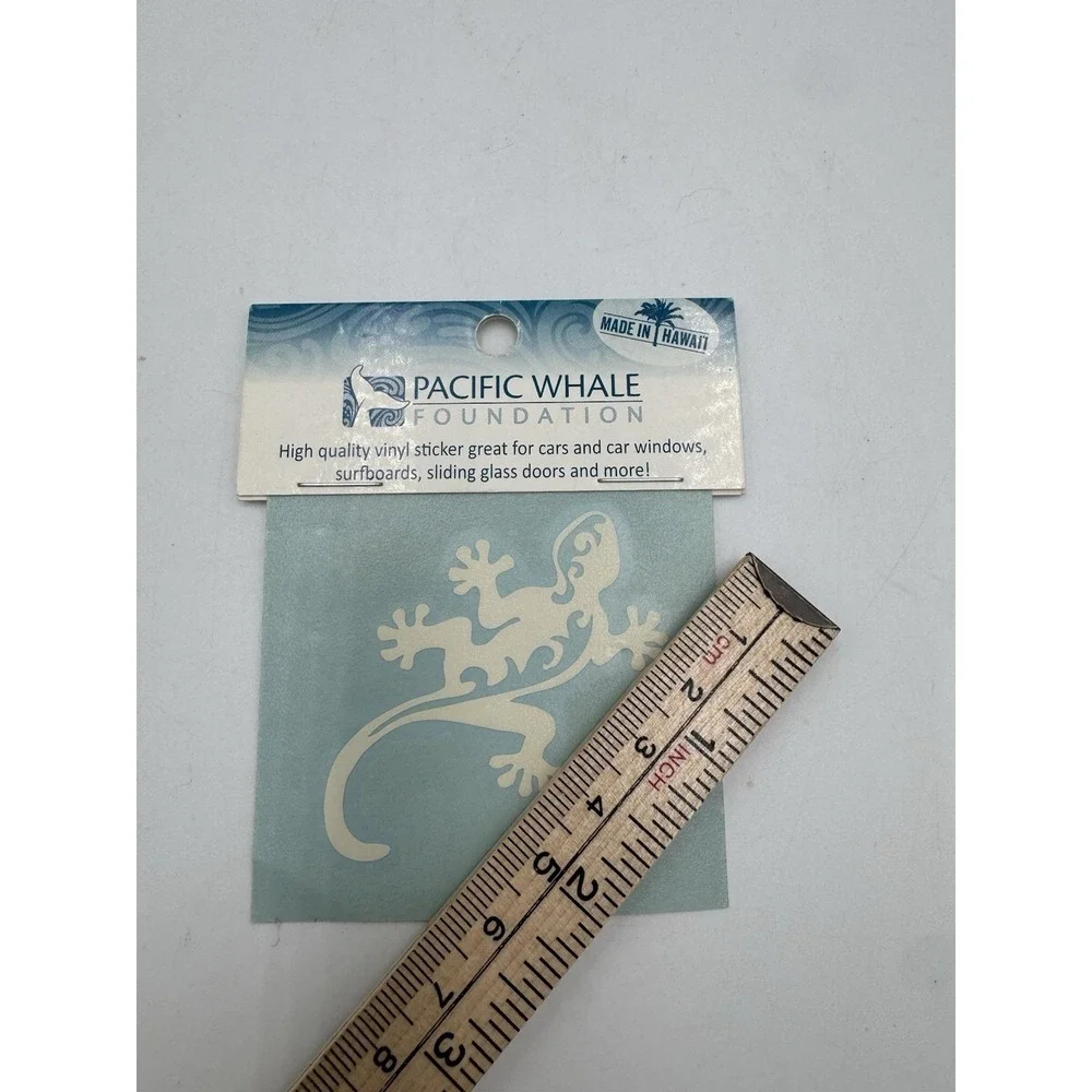 Pacific Whale Foundation White Gecko Decal